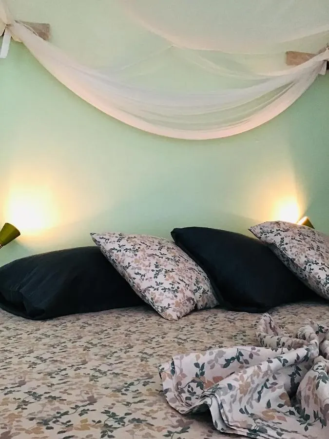 Alibaba'S Seabreeze Apartment Castara Trinidad And Tobago